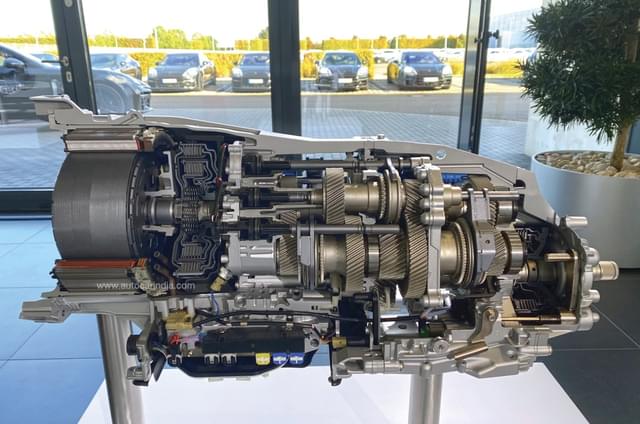 Gear Box Cvt Image - 15513